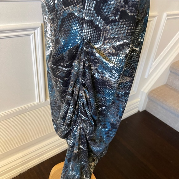 Teal / white/ grey snakeskin dress - Picture 3 of 9